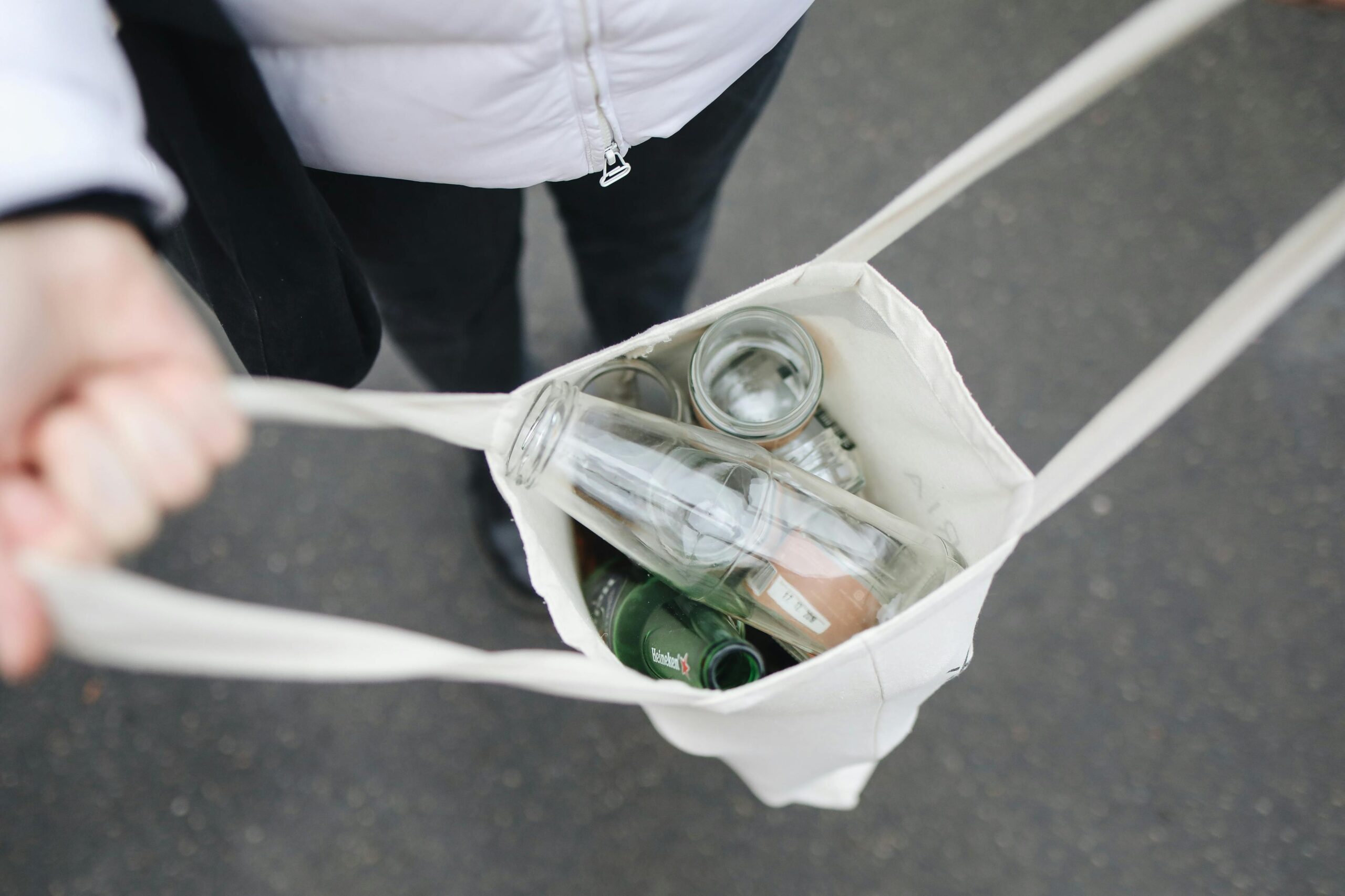 how glass recycling helps the planet
